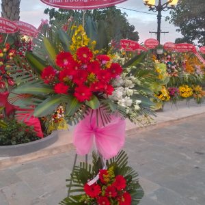 Kệ hoa chúc mừng 01