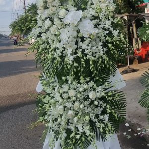 Hoa Chia Buồn-T093