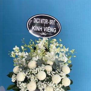 Hoa chia buồn - T106