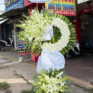 Hoa chia buồn - T153