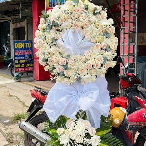 Hoa chia buồn - T142