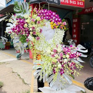 Hoa chia buồn - T141