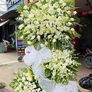 Hoa chia buồn - T138