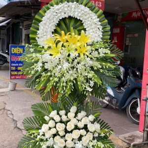 Hoa chia buồn - T177