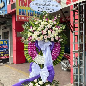 Hoa chia buồn - T167