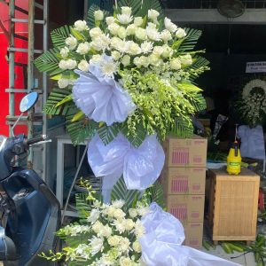 Hoa chia buồn - T226